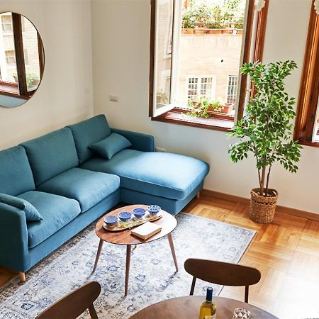 Cozy Duomo - Elegant & Quiet, 300M From Cathedral Apartman Milánó Kültér fotó